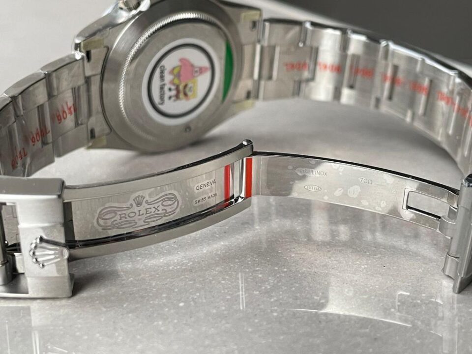 CLEAN FACTORY 1:1 Daytona 116500 PANDA Best Edition CF 904L SS Case and BLACK Dial